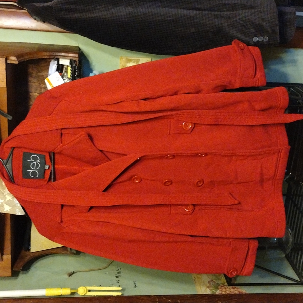 Deb XL red peacoat